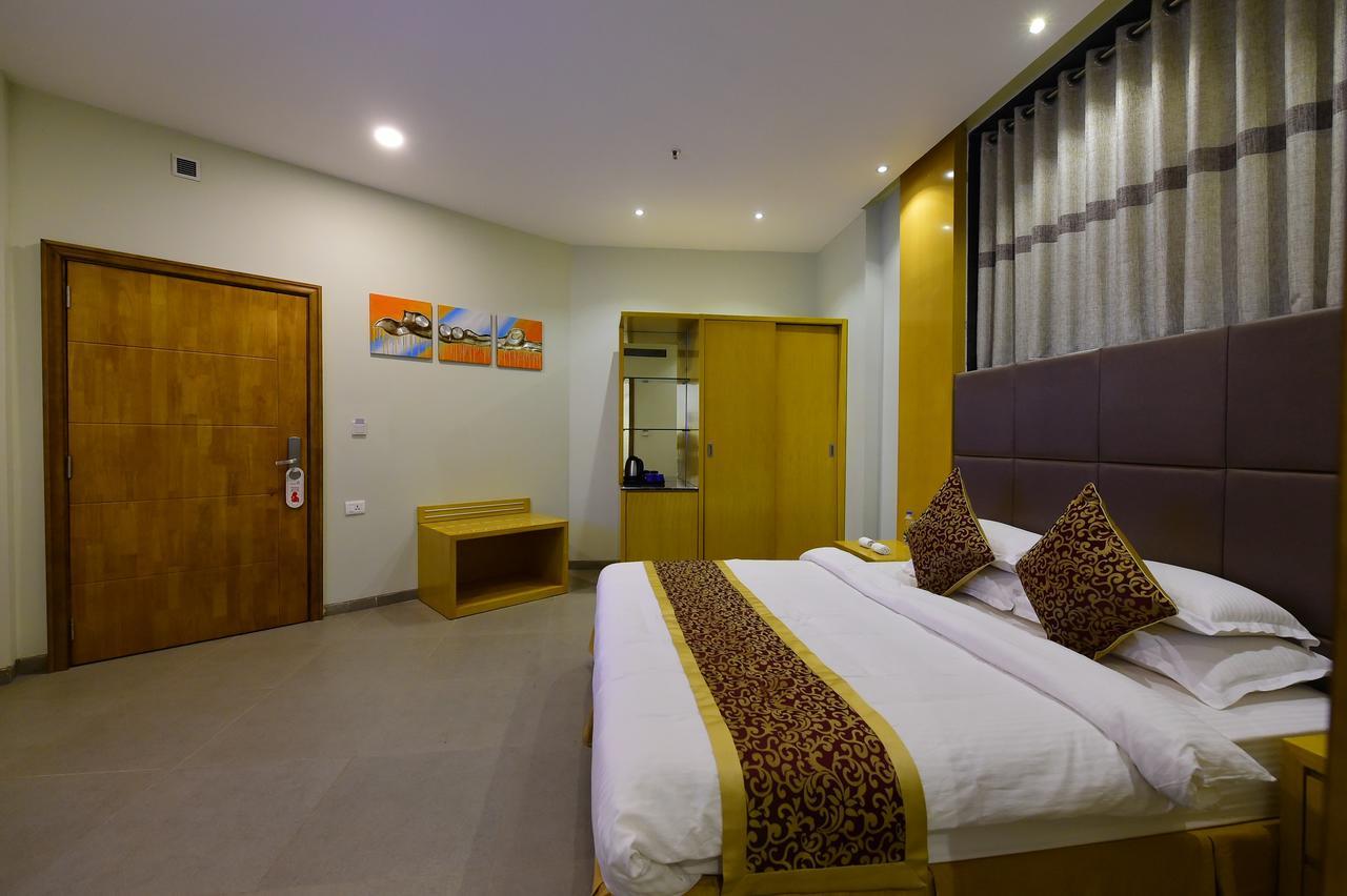Hotel H - Sandhill Hotels Private Limited Ānand Exteriér fotografie