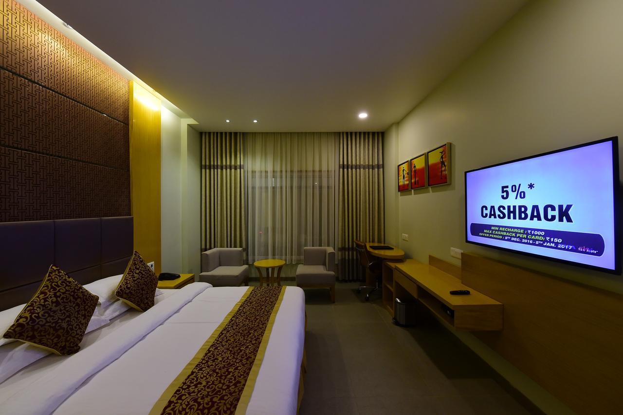 Hotel H - Sandhill Hotels Private Limited Ānand Exteriér fotografie