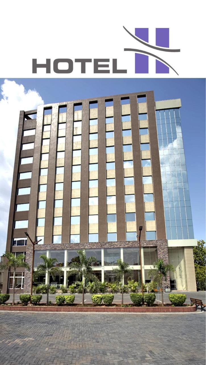Hotel H - Sandhill Hotels Private Limited Ānand Exteriér fotografie